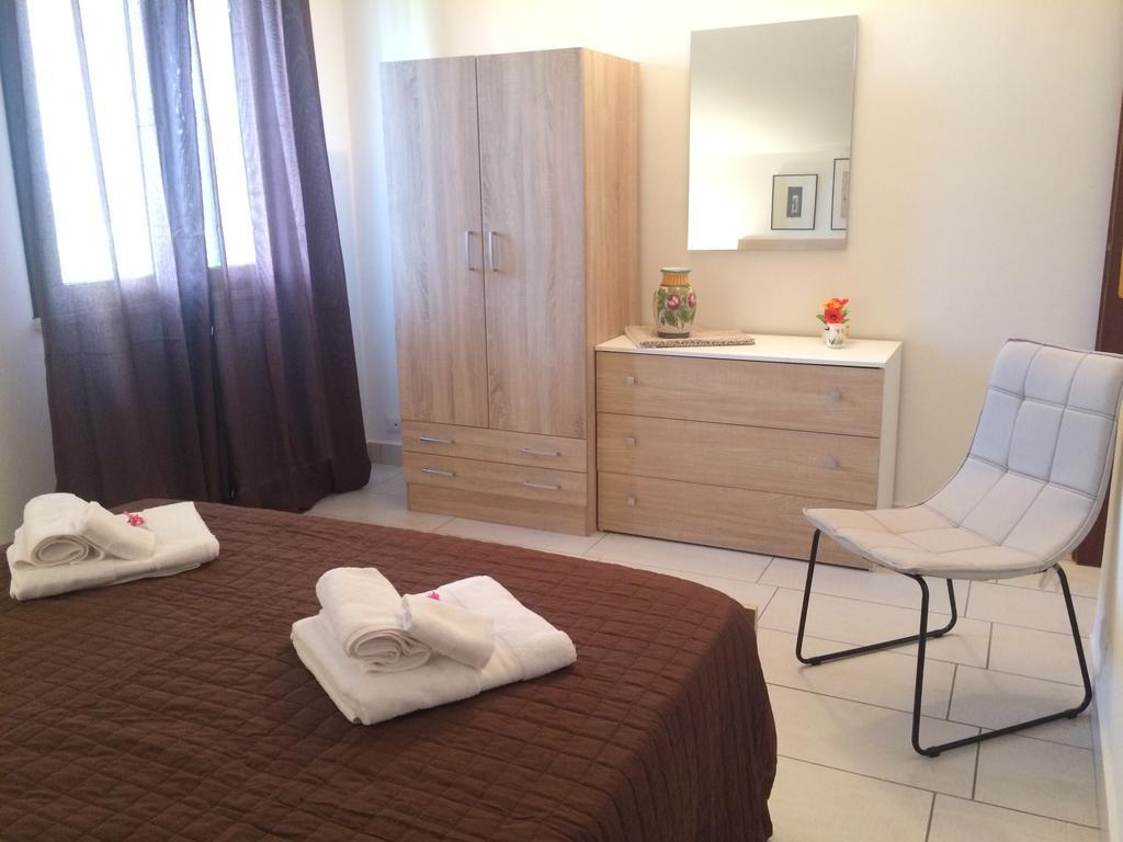 Royal Bay Apartment Cefalu Exterior photo